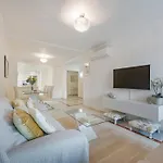 Luxury In With Parking And Pool Marbella