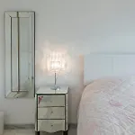 Apartment Luxury In With Parking And Pool