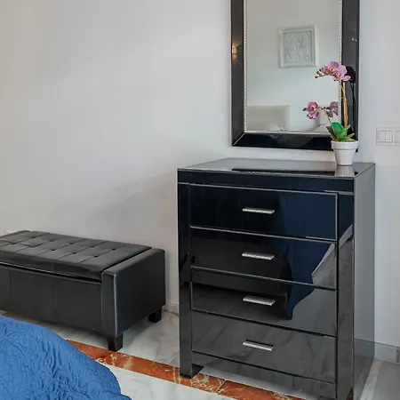 Luxury In With Parking And Pool *