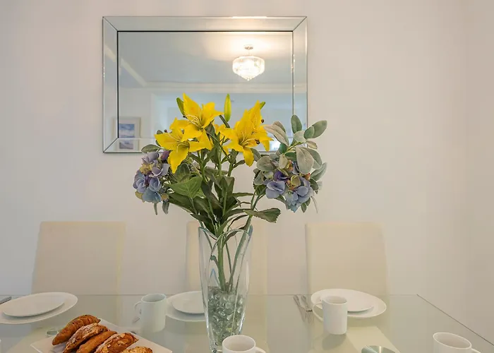 Апартаменты Luxury In With Parking And Pool *