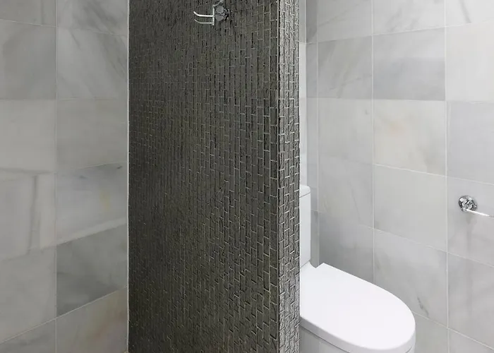 Luxury In With Parking And Pool شقة