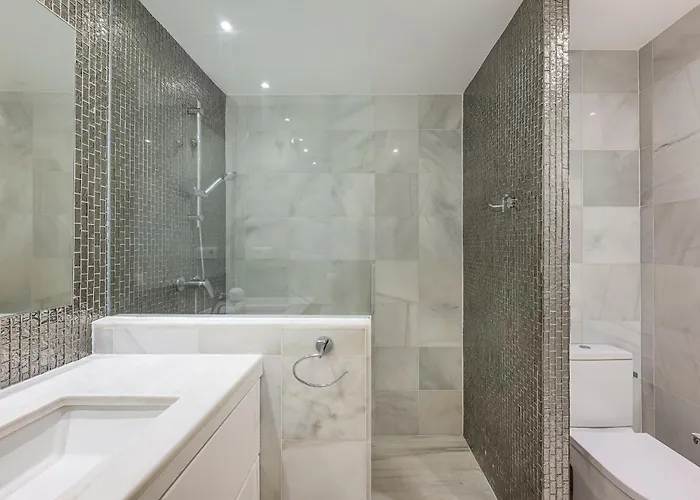 Luxury In With Parking And Pool Апартаменты *