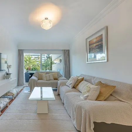 Luxury In With Parking And Pool Apartamento