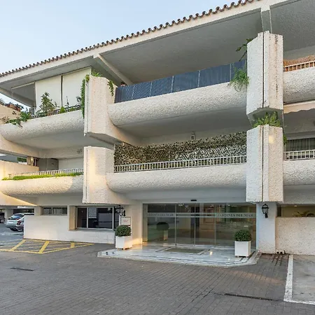 Luxury In With Parking And Pool * Marbella